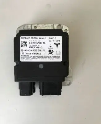 Tesla Model 3 Airbag control unit/module 109575700C