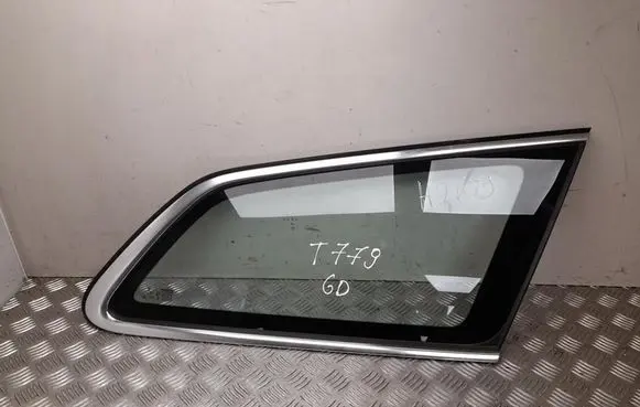 Volvo S90, V90 Rear side window 32219283
