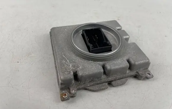 Volkswagen Tiguan Headlight ballast module Xenon 7PP941572AB 7PP941572A
