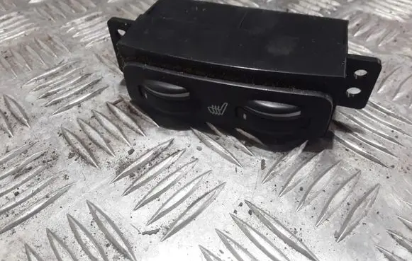 Toyota Avensis T250 Seat heating switch 453417