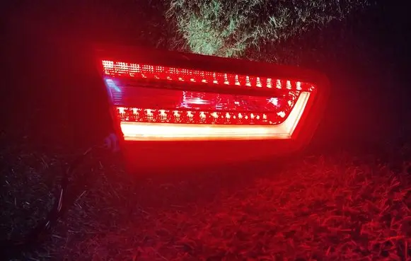 Audi A6 S6 C7 4G Tailgate rear/tail lights 4G5945093B