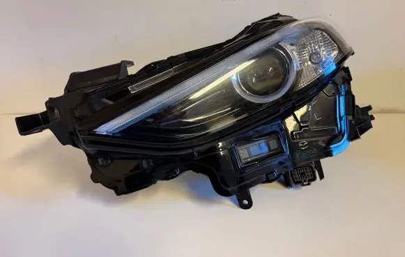 Mazda 3 Headlight/headlamp BCJH51040
