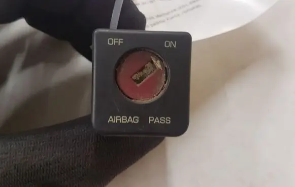Peugeot 307 Passenger airbag on/off switch 96392531XT 95835