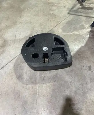 Nissan Qashqai Spare wheel mounting bracket 849A7BR00A