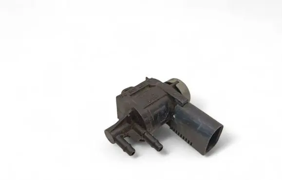 Audi A6 S6 C6 4F Turbo solenoid valve 1K0906283A
