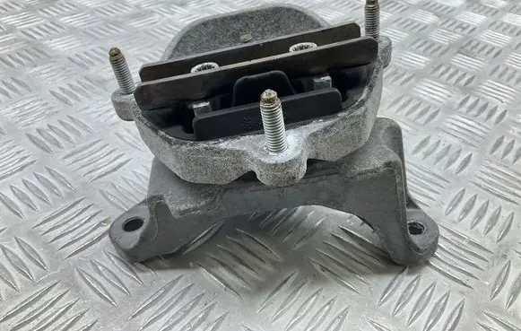 Audi A4 S4 B8 8K Gearbox mount 4G0399115S 8K0399151