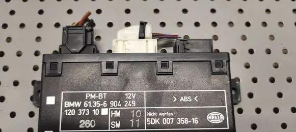 BMW 5 E39 Comfort/convenience module 12037310 5DK00735816 904249