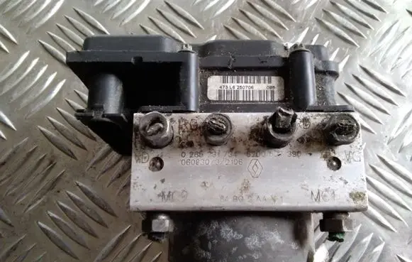 Renault Megane II ABS Pump 0265231734 8200527390 0265800519