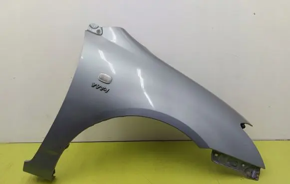 Toyota Corolla E120 E130 Fender 8Q3