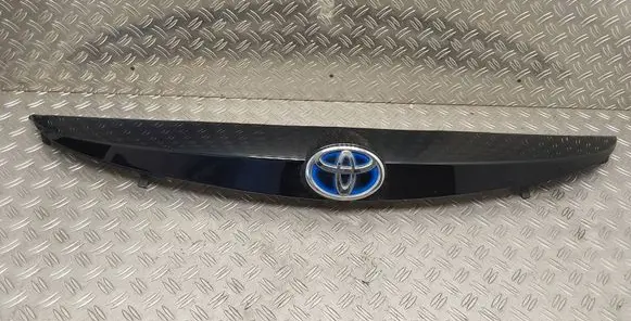 Toyota Auris E180 Trunk door license plate light bar 7681102790