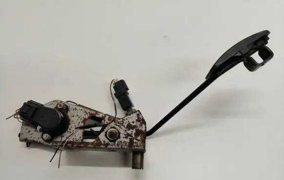 Mazda 6 Accelerator throttle pedal CB0541AC0 150611108