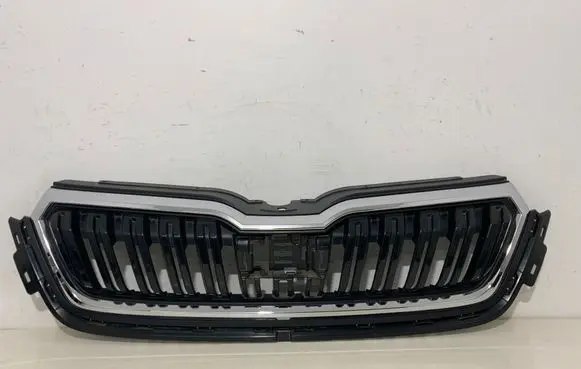 Skoda Kamiq Front bumper upper radiator grill 658853653