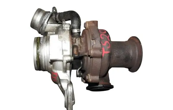 BMW 3 F30 F35 F31 Turbo 8570082