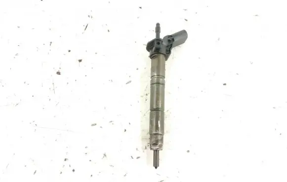 Mercedes-Benz ML W164 Fuel injector 6420701387 6420701987