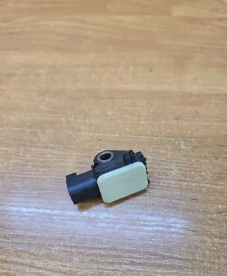 Volvo V70 Airbag deployment crash/impact sensor 31264395