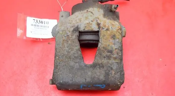 Volkswagen Golf V Front brake caliper