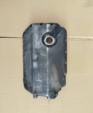 Volkswagen PASSAT B5.5 Oil sump 059103604G