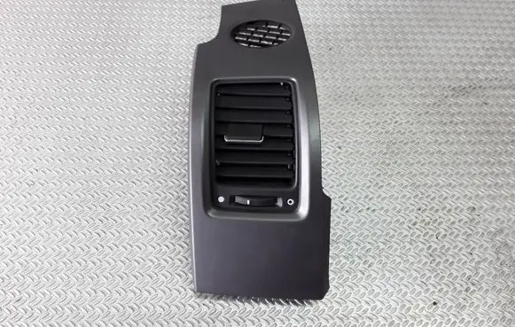 Honda CR-V Dashboard side air vent grill/cover trim 77630SWW