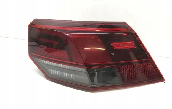 Volkswagen Golf VIII Rear/tail lights 5H0945096C