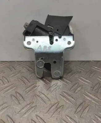 Audi A4 S4 B8 8K Tailgate/trunk/boot lock/catch/latch 4F5827505