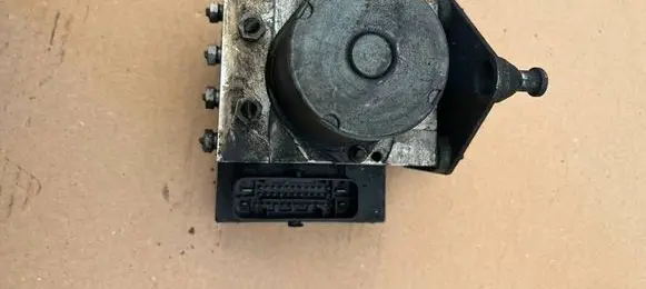 Mercedes-Benz Sprinter W906 ABS Pump 0265951520 0265251365