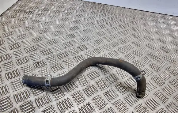 Toyota Avensis T250 Engine coolant pipe/hose