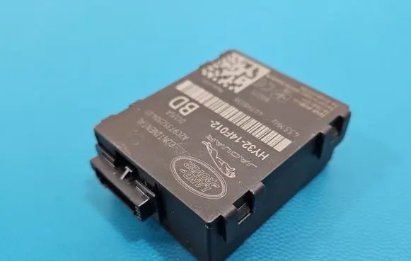 Jaguar F-Pace Central body control module HY3214F012BD IMPRK1579082