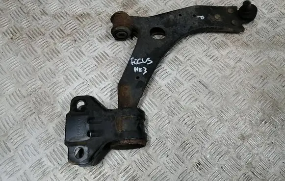 Ford Focus Front lower control arm/wishbone 
