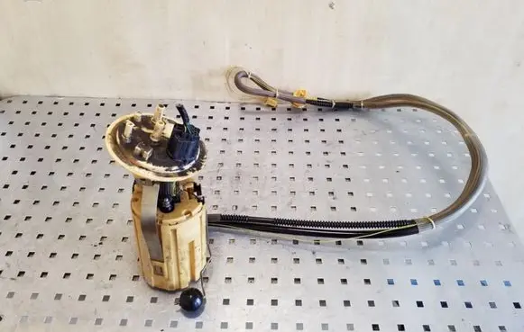 Volvo XC70 In-tank fuel pump 30792518
