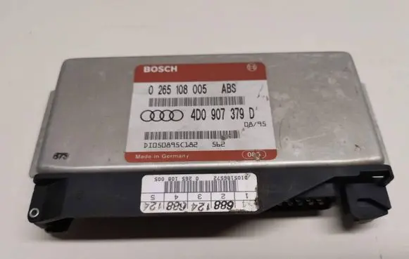 Audi A6 S6 C4 4A Engine control unit/module 4D0907379D DT050895C182 0265108005