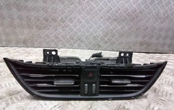Ford Focus Dash center air vent grill JX7B19K617AL