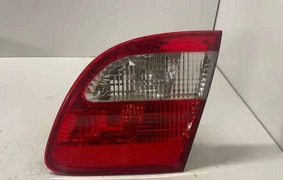 Mercedes-Benz E W211 Tailgate rear/tail lights A2118201464
