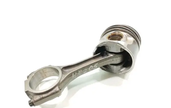 Volkswagen Eos Piston with connecting rod 