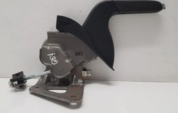 Hyundai i30 Handbrake/parking brake lever assembly