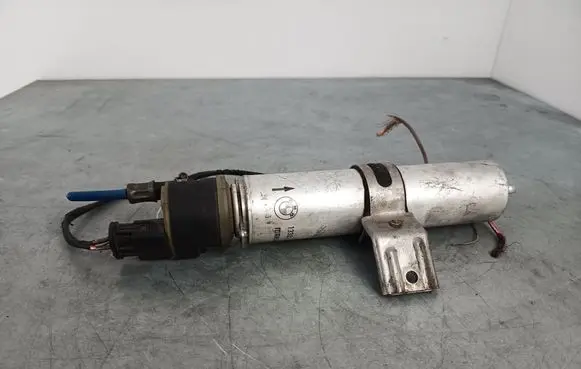 BMW 1 E82 E88 Fuel filter heater 8572519