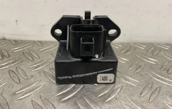 Lincoln MKZ II Fuel injection pump control unit/module CJ5A9D370FB