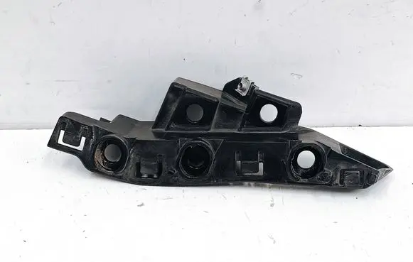 Audi Q7 4M Front bumper mounting bracket 4M0807284A