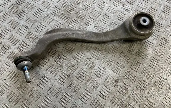 BMW 3 G20 G21 Front control arm 6879850