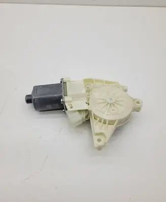 Mercedes-Benz E W212 Front door window regulator motor A2129066802