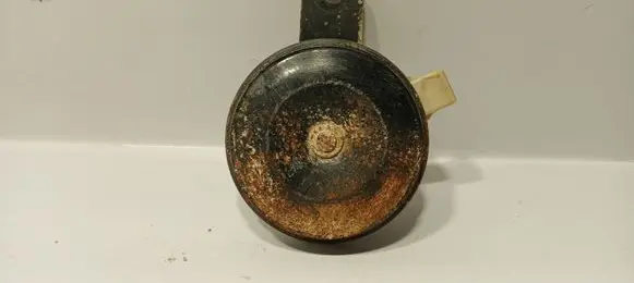 Toyota Land Cruiser (BJ70) Horn signal