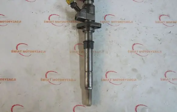 Volvo V70 Fuel injector 9657144580