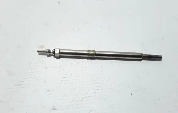 Renault Trafic II (X83) Glow plug 8200517313