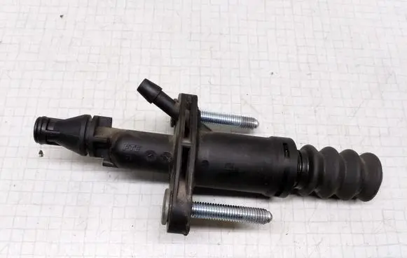 Opel Vectra C Clutch slave cylinder 24412670