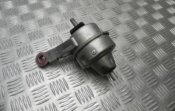 Mini One - Cooper R50 - 53 Engine mount bracket 6763259 VD19090