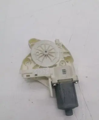 Ford Focus Front door window regulator motor 4M5T14553