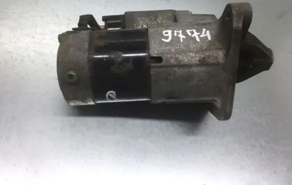 Nissan Qashqai Starter motor 8200584675