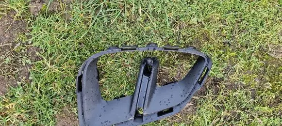 Renault Captur II Front bumper lower grill 261A31728R