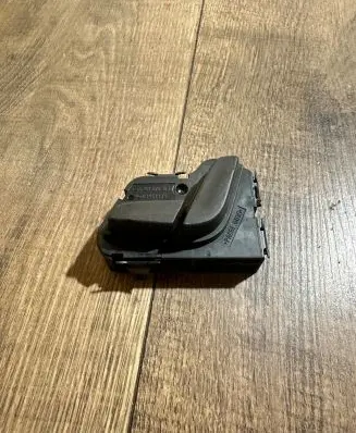 Mercedes-Benz C W204 Seat control switch A2048709010 03463875