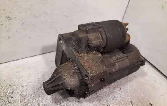 Peugeot 407 Starter motor D7G3 9645100680 23F42937KK