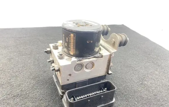 Volkswagen Transporter - Caravelle T5 ABS Pump 7H0907379R 10061335641 10092603183